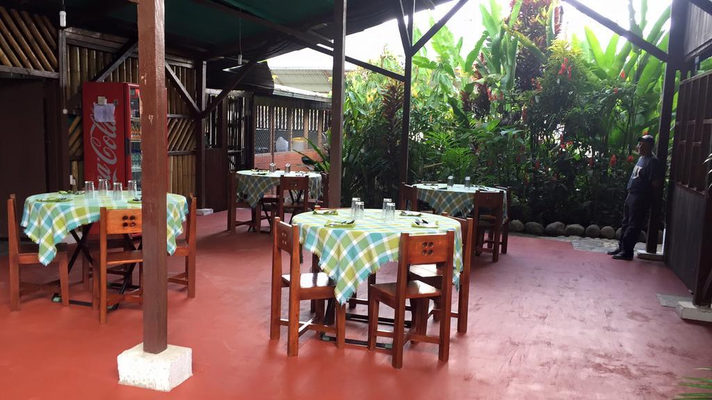 Hostal El Paisano Puerto Misahuallí Eksteriør bilde